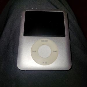 iPod 4GB